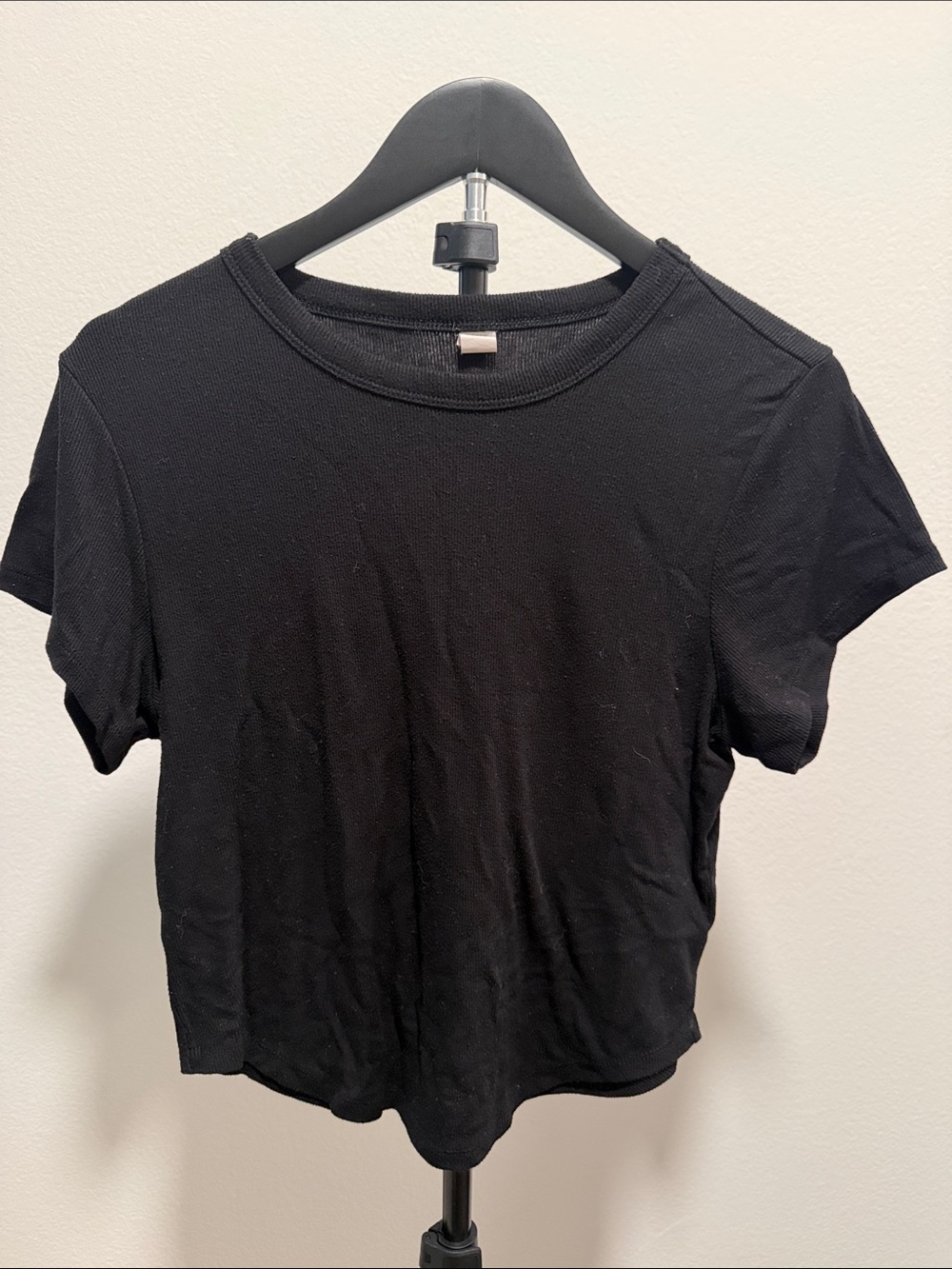 Old Navy Black Short Sleeve Crewneck Tee
